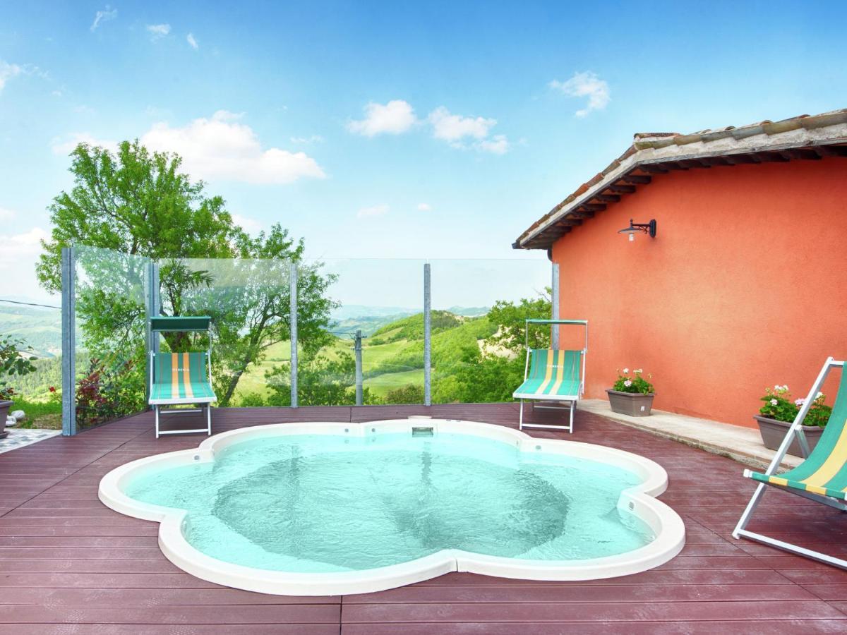 Belvilla By Oyo Borgo Tre SantʼAngelo in Vado エクステリア 写真
